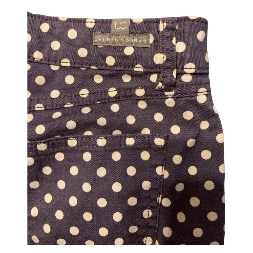 Lauren Conrad Women’s size 6 Polka Dot Cut off blue Jean raw hem summer shorts - Picture 5 of 6